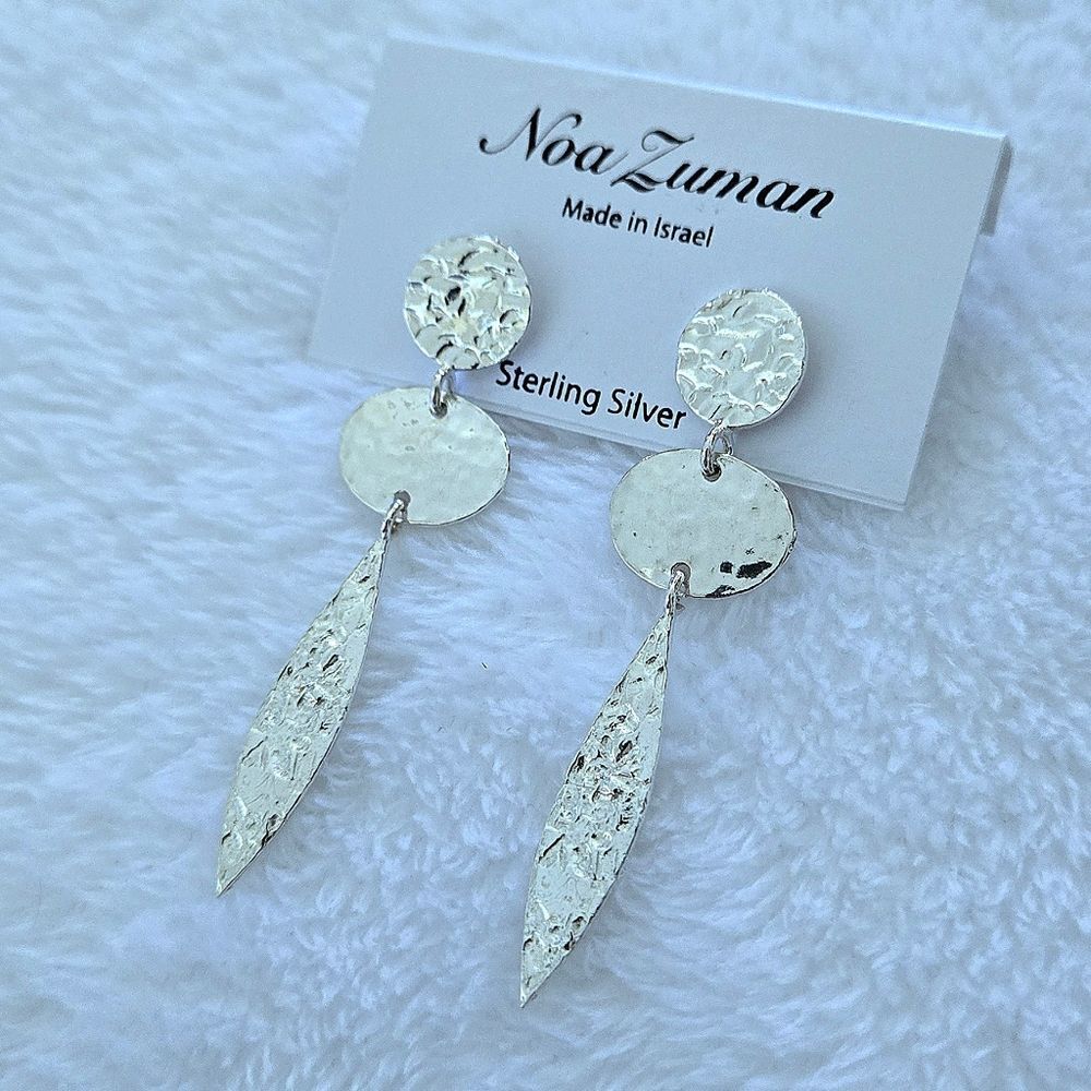 Noa Zuman Silver🤍 Hammered🔨 Geometric📐 Dangle Earrings - Picture 9 of 15